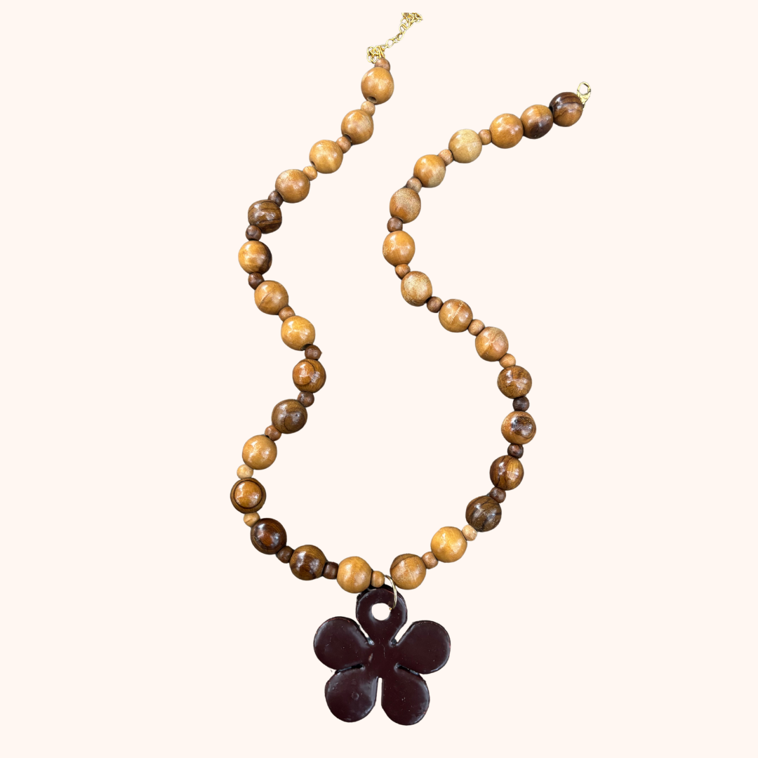 Kralenketting met bloem